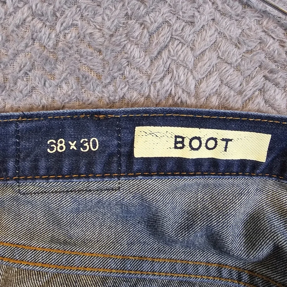 Gap 1969‎ Mens Boot Rockaway Jeans 38x30 Blue Raw Hem Frayed Denim 350476-00